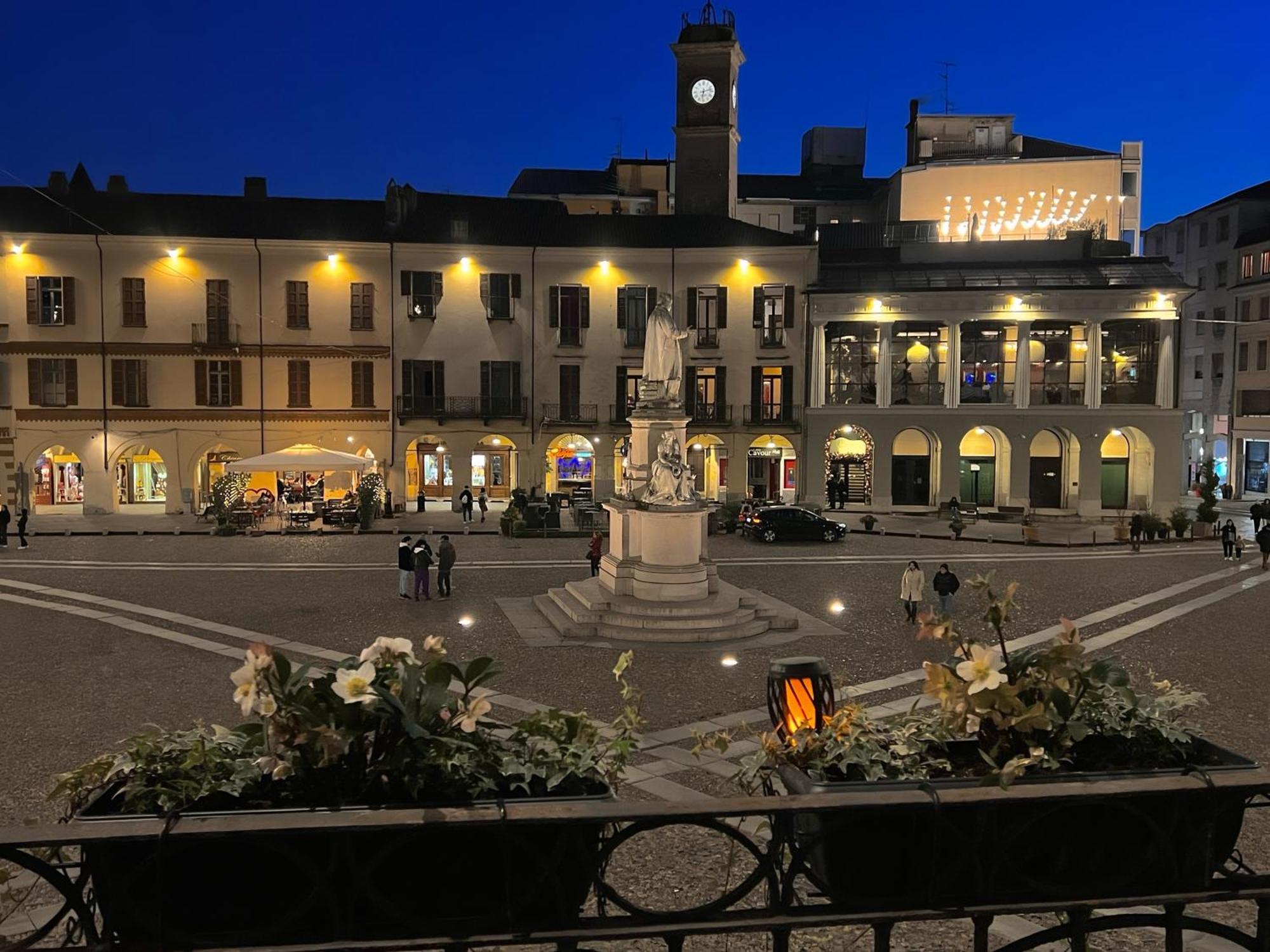 Dimora Conte Cavour Hotel Vercelli Kültér fotó